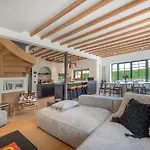 New Family Chic Design, Comfort & Outdoor Living - Free Parking Wifi