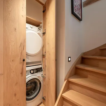 New Family Chic Design, Comfort & Outdoor Living - Free Parking Wifi