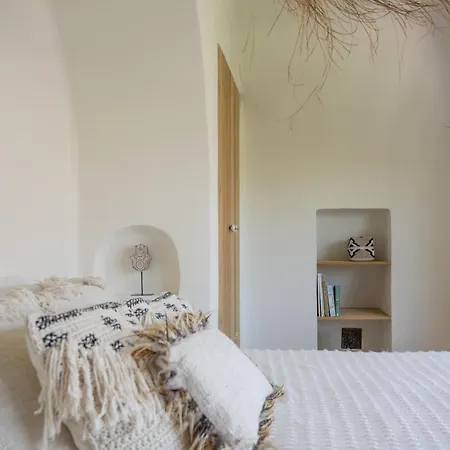 New Family Chic Design, Comfort & Outdoor Living - Free Parking Wifi