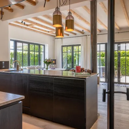 Vila New Family Chic Design, Comfort & Outdoor Living - Free Parking Wifi