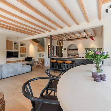 New Family Chic Design, Comfort & Outdoor Living - Free Parking Wifi Vila *