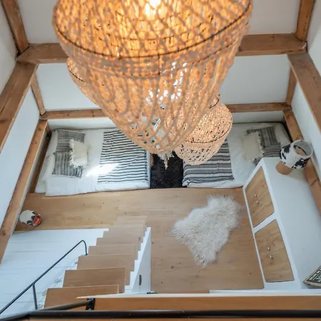 New Family Chic Design, Comfort & Outdoor Living - Free Parking Wifi