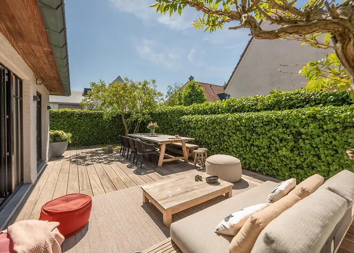 New Family Chic Design, Comfort & Outdoor Living - Free Parking Wifi Villa *