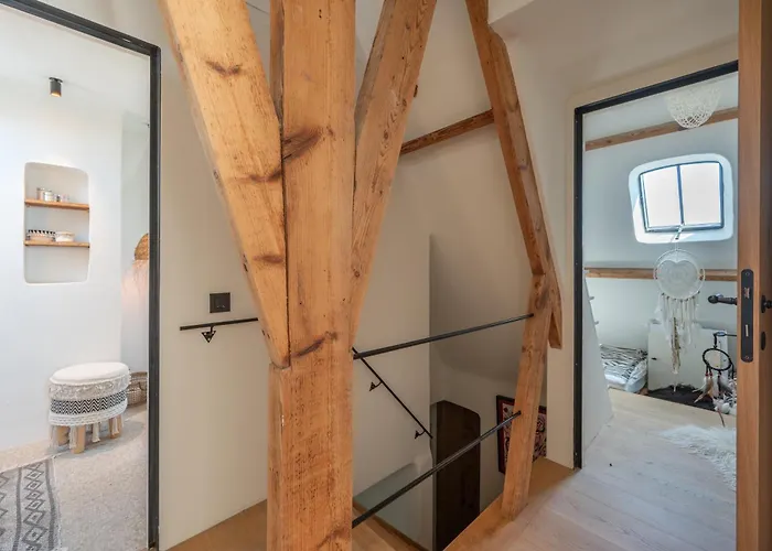 New Family Chic Design, Comfort & Outdoor Living - Free Parking Wifi *