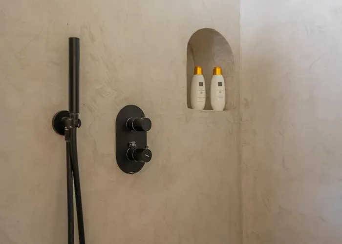 New Family Chic Design, Comfort & Outdoor Living - Free Parking Wifi Villa *